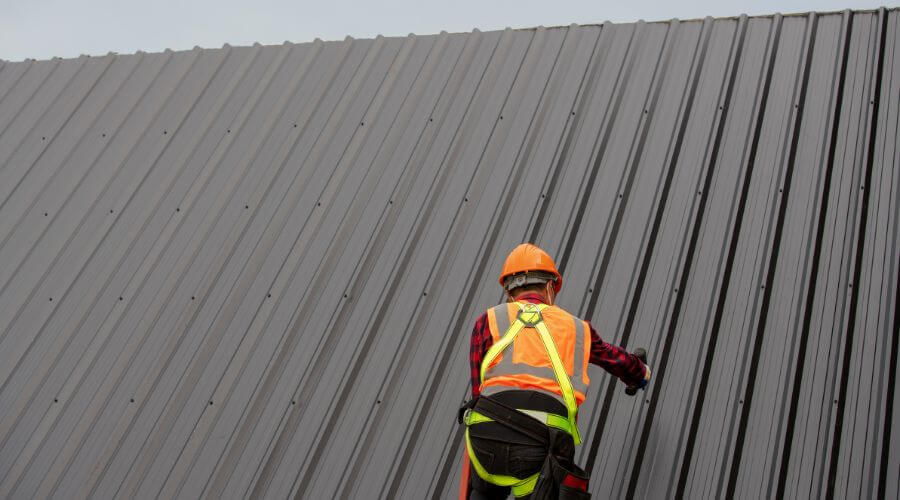 Expert top industrial roofings services in New Suffolk, NY